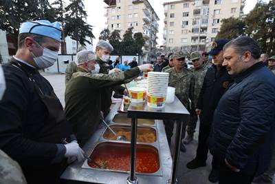 Millî Savunma Bakanı Hulusi Akar  ve Sağlık Bakanı Fahrettin Koca Antakya ve Altınözü’ndeki Çalışmaları İnceledi, Vatandaşlarla Bir Araya Geldi